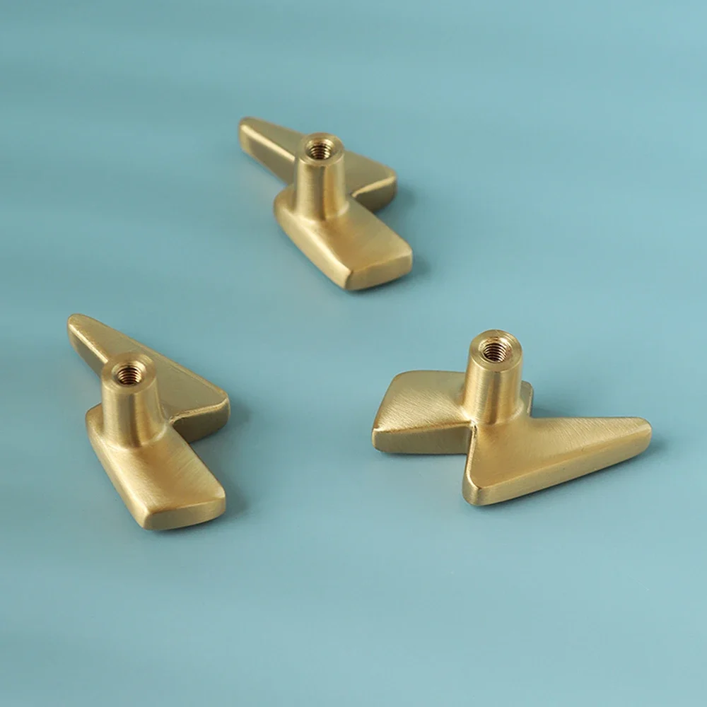 Lightning Design Brass Cabinet - Unique Furniture Hardware Pulls avis et prix