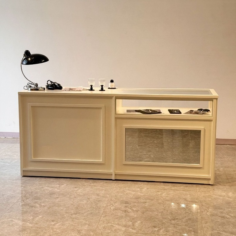 Clothing Store Checkout Page P - Furniture Hardware Store avis et prix