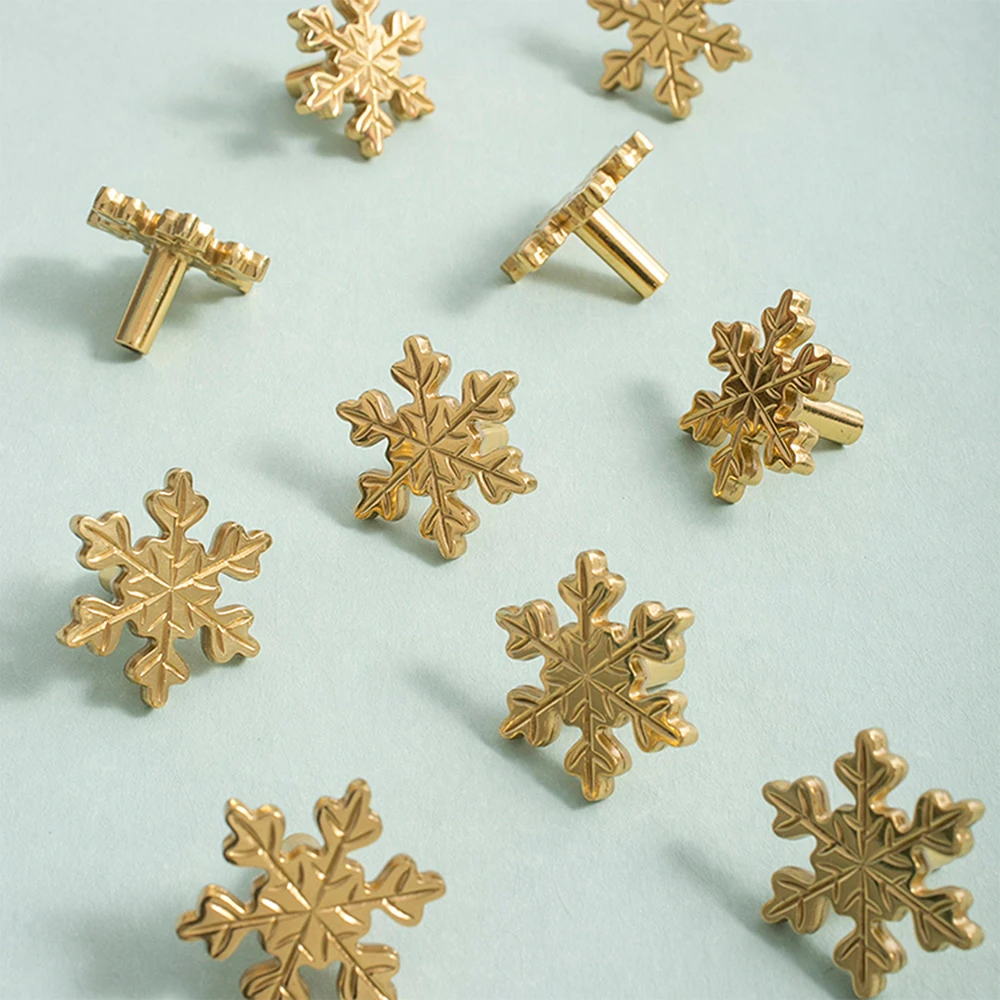 Snowflake Brass Cabinet Door K - Unique Furniture Hardware Pulls avis et prix